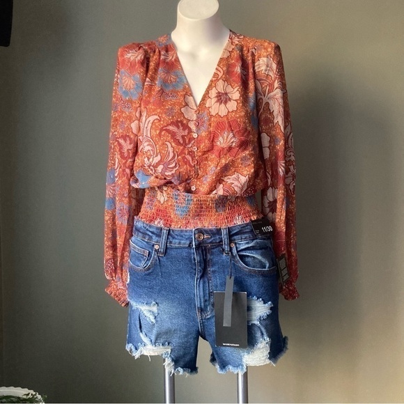 Joie | Burnt Sienna Floral Breezy Crop Tuck Waist Button Down Blouse - Picture 2 of 12